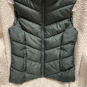 Aeropostale Green Puffer Vest